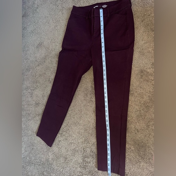 Old Navy Women's High Waisted Pixie Skinny Ankle Pants - Picture 6 of 10